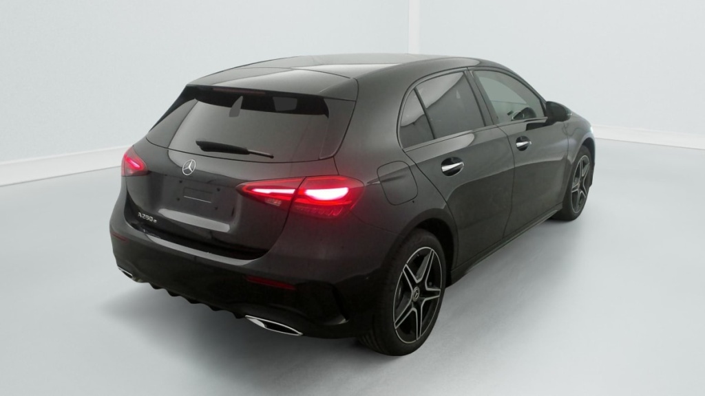 MERCEDES Classe A 250 e Hybrid EQ 8G-DCT AMG Line - ref: 1-367415 - Photo 7