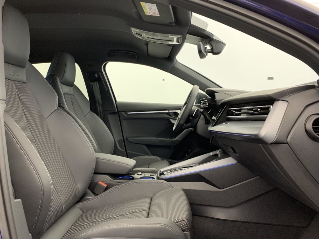 AUDI A3 Sportback 45 TFSI e Hybride rechargeable 272 S tronic 6 S line - ref: 1-372748 - Photo 9