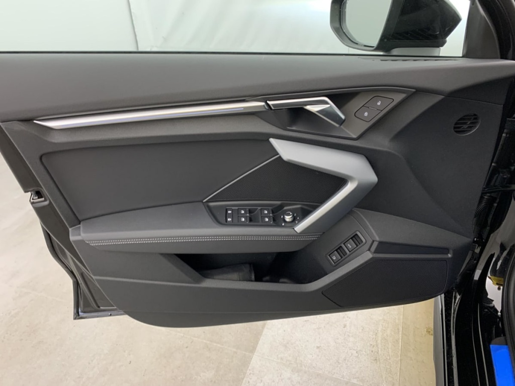 AUDI A3 Sportback 45 TFSI E HYBRIDE RECHARGEABLE 272 S TRONIC 6 S LINE - ref: 1-372749 - Photo 20