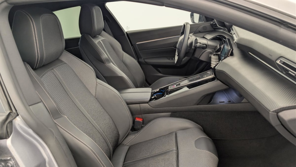 PEUGEOT 508 Hybrid 225 e-EAT8 Allure - ref: 1-374939 - Photo 9