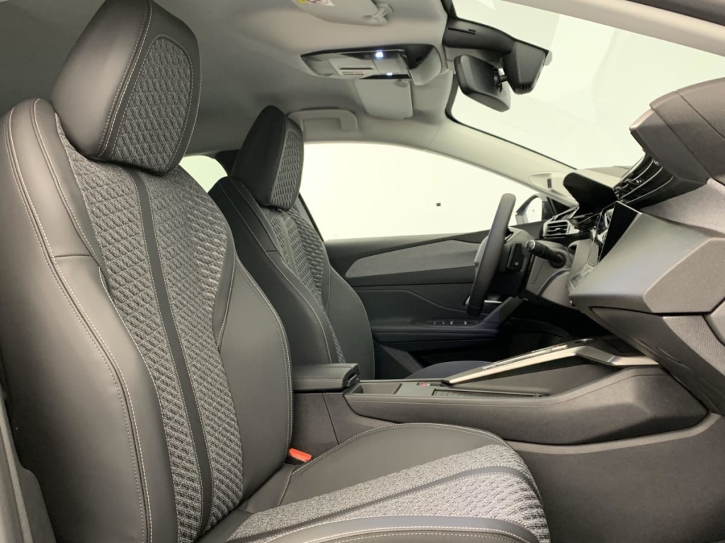 PEUGEOT 308 BLUEHDI 130CH S S EAT8 ALLURE - ref: 1-375422 - Photo 9