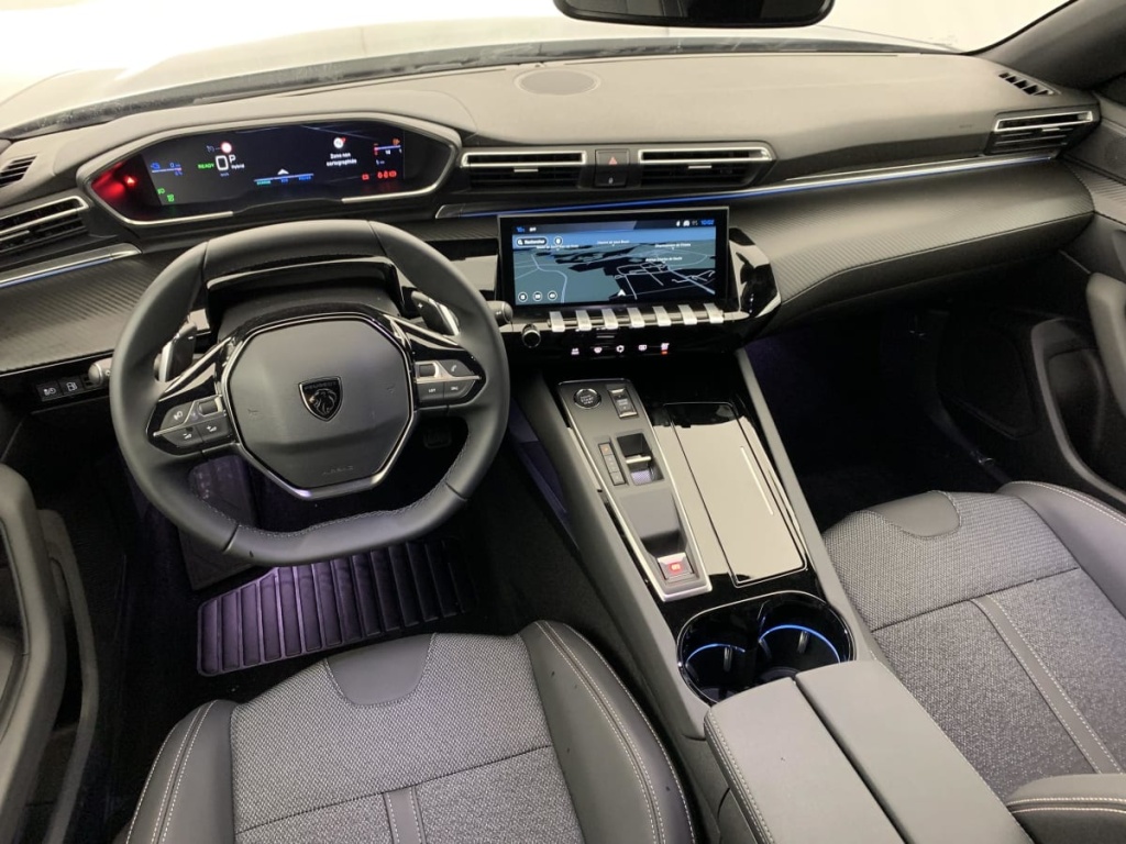 PEUGEOT 508 SW Hybrid 180 e-EAT8 Allure - ref: 1-375478 - Photo 14
