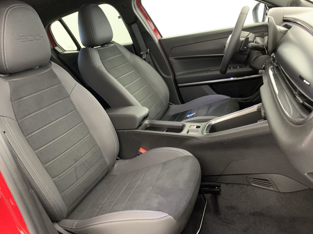 FIAT 600 T-Gen 3 1.2 Hybrid 145ch eDCT6 Sport - ref: 1-376222 - Photo 9