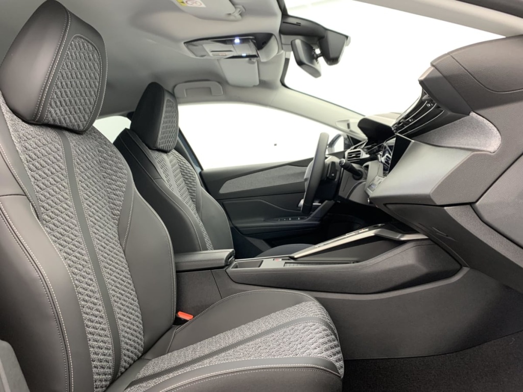 PEUGEOT 308 SW BLUEHDI 130CH S S EAT8 ALLURE - ref: 1-376295 - Photo 9