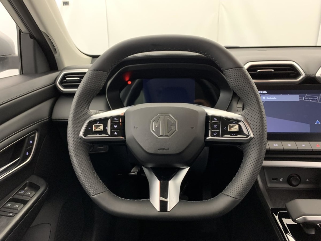 MG ZS 1.5 L Hybrid+ 197 ch Luxury - ref: 1-376394 - Photo 14