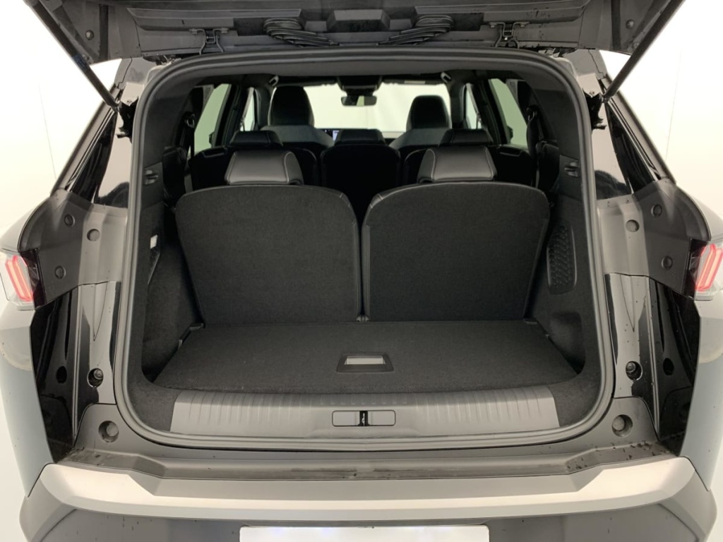 PEUGEOT 5008 Hybrid 145 e-DCS6 Allure - ref: 1-377540 - Photo 11