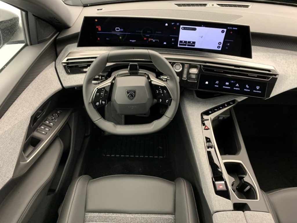 PEUGEOT 5008 Hybrid 145 e-DCS6 Allure - ref: 1-377540 - Photo 13