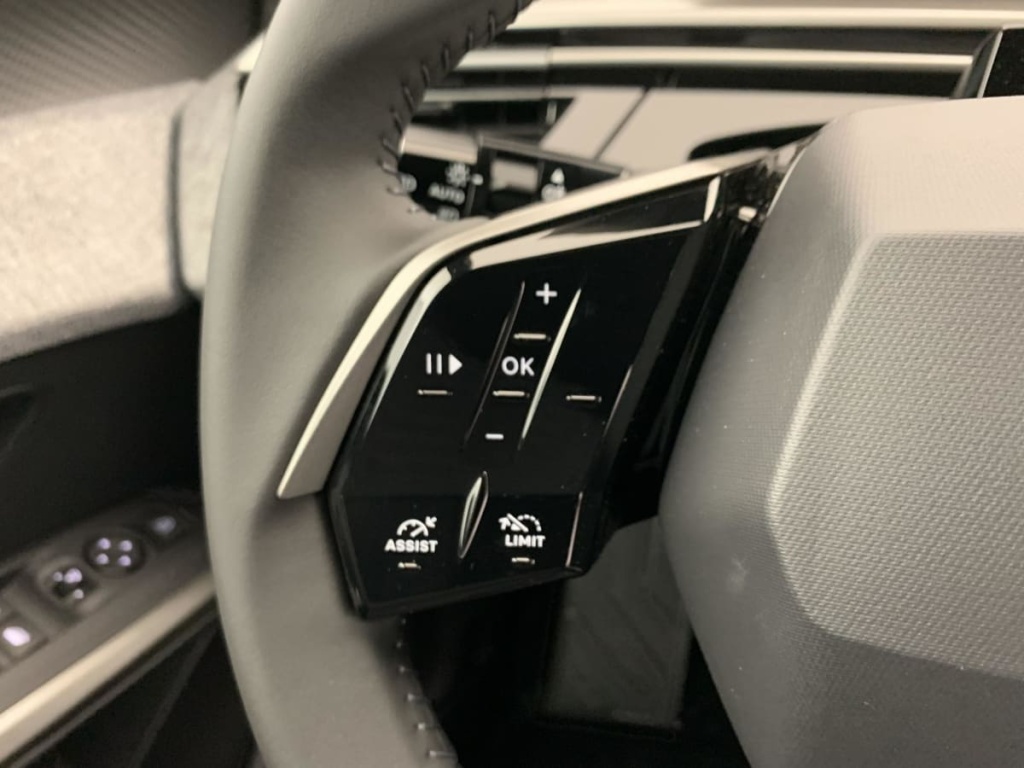 PEUGEOT 5008 Hybrid 145 e-DCS6 Allure - ref: 1-377540 - Photo 15