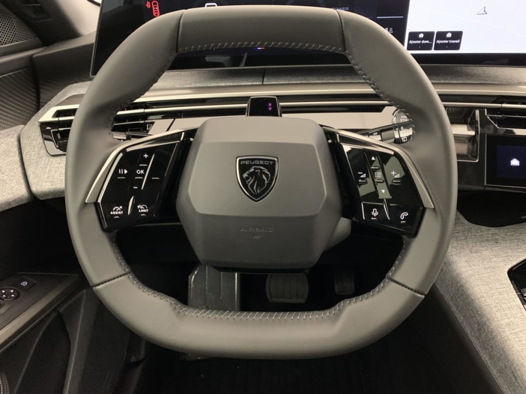 PEUGEOT 5008 Hybrid 145 e-DCS6 Allure - ref: 1-377549 - Photo 14