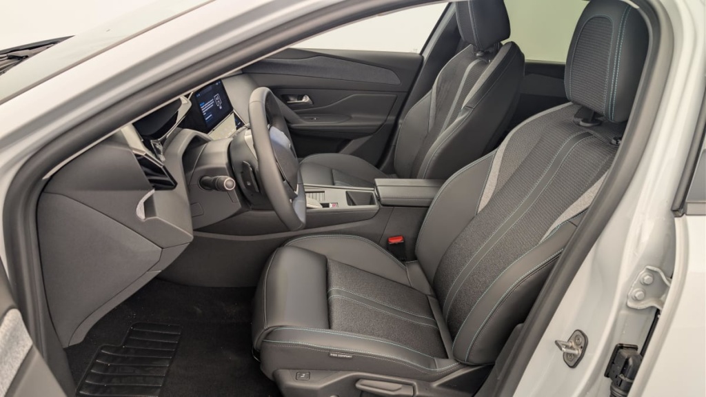 PEUGEOT 308 BlueHDi 130ch S S EAT8 Allure - ref: 1-377733 - Photo 16
