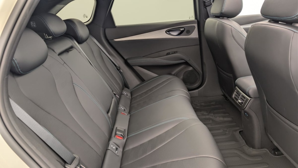 BYD Seal 6 Touring 1.5l DM-i 156 kW PHEV Comfort - ref: 1-378195 - Photo 10