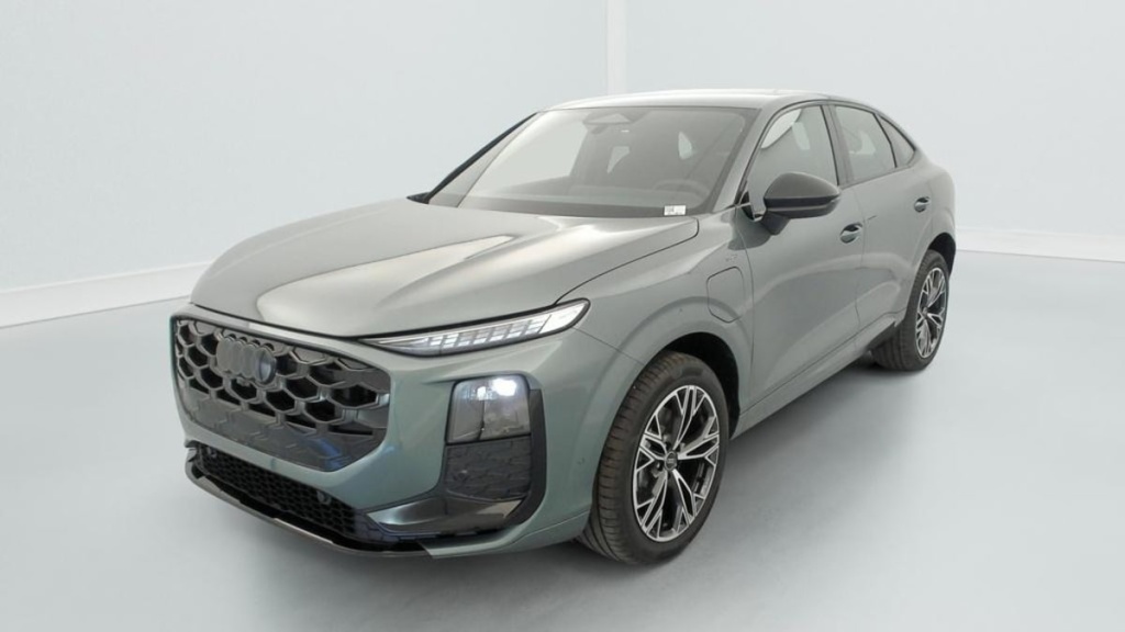 AUDI Q3 Sportback E-HYBRID 272 CH S TRONIC 6 S LINE - ref: 1-380581 - Photo 3