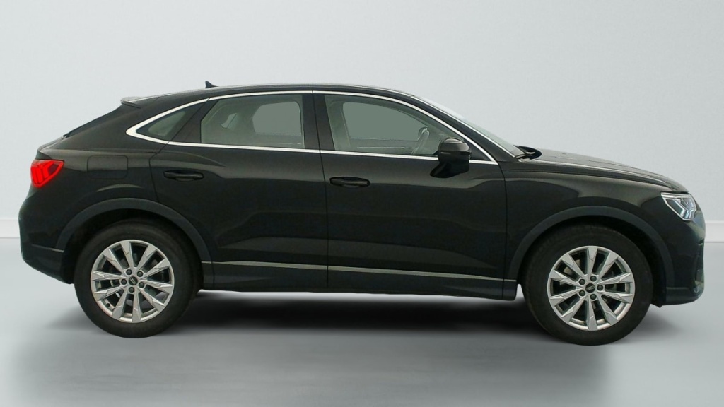 AUDI Q3 Sportback 35 TFSI 150 ch S tronic 7 Design - ref: 1-381141 - Photo 8