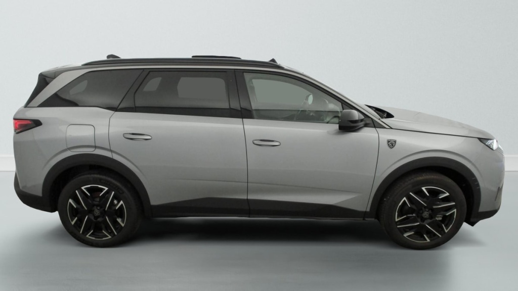 PEUGEOT 5008 Hybrid 145 e-DCS6 GT - ref: 1-381151 - Photo 8