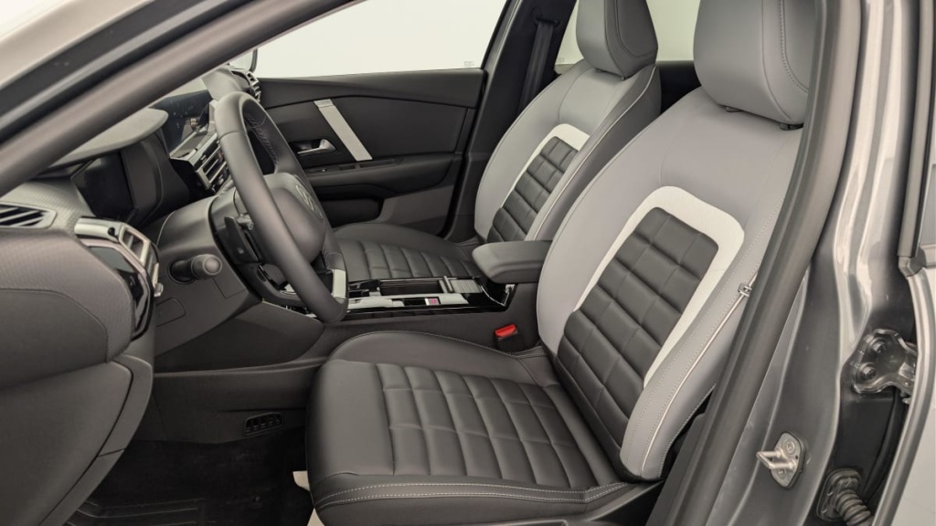 CITROEN C4 Hybride 145 e-DCS6 Max - ref: 1-381294 - Photo 16