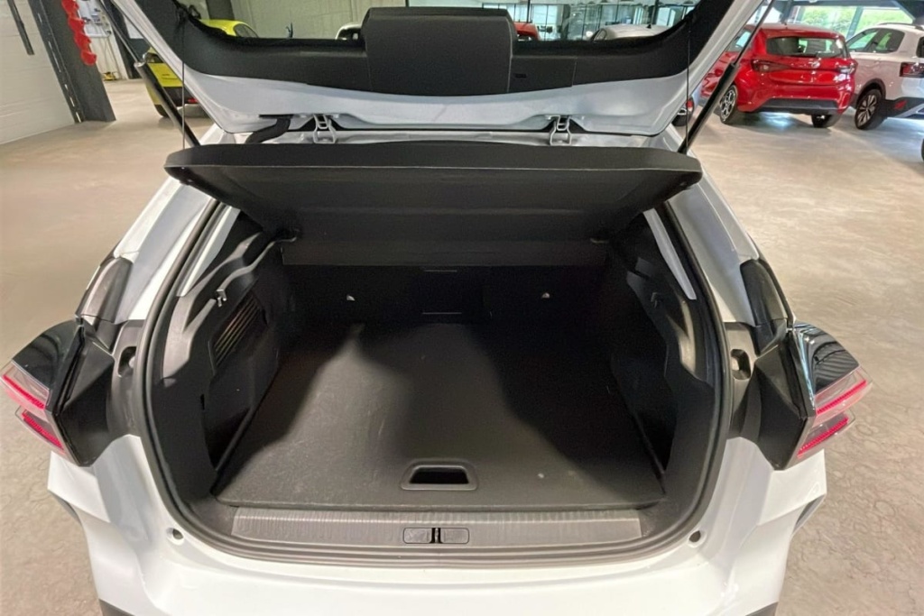 CITROEN C4 Hybride 145 e-DCS6 Max - ref: 1-381314 - Photo 13