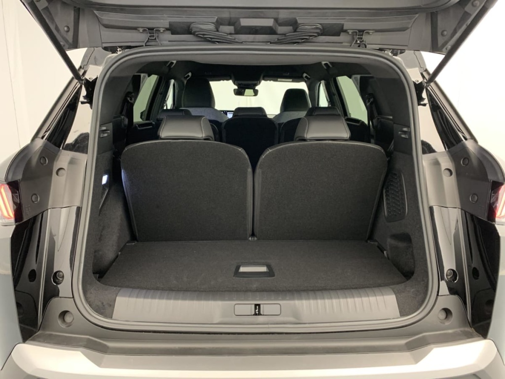 PEUGEOT 5008 HYBRID 145 CH E-DCS6 ALLURE - ref: 1-381858 - Photo 11