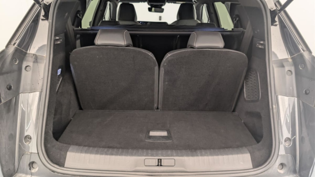 PEUGEOT 5008 Hybrid 136 e-DCS6 Allure - ref: 1-382006 - Photo 11