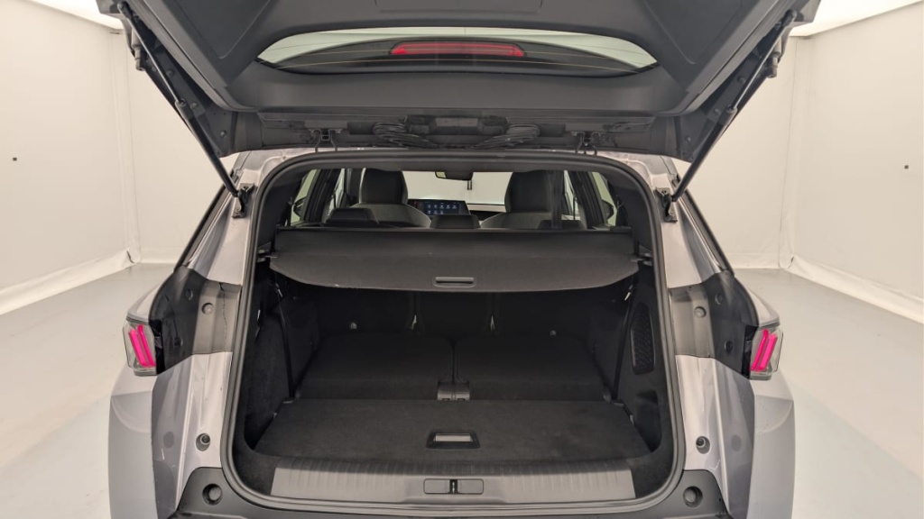 PEUGEOT 5008 HYBRID 145 CH E-DCS6 ALLURE - ref: 1-382176 - Photo 11