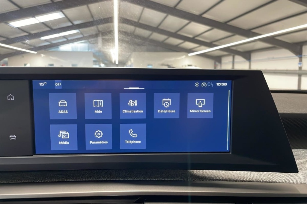 PEUGEOT 5008 HYBRID 145 CH E-DCS6 ALLURE - ref: 1-382178 - Photo 12