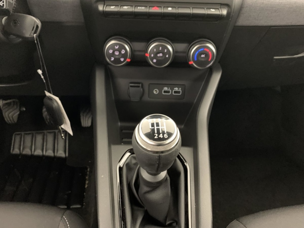 RENAULT Clio BLUE DCI 100 CH GSR2 EVOLUTION - ref: 1-382261 - Photo 18