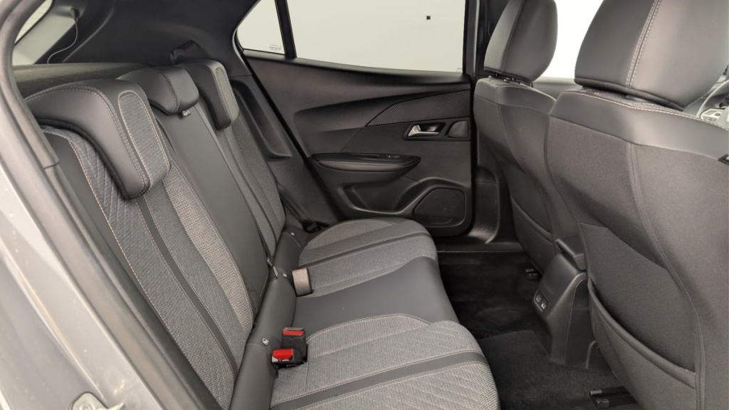 PEUGEOT 2008 100 S S BVM6 Allure - ref: 1-382572 - Photo 10