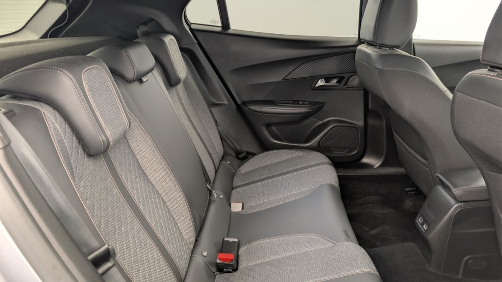 PEUGEOT 2008 100 S S BVM6 Allure - ref: 1-382586 - Photo 10