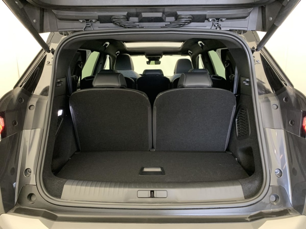 PEUGEOT 5008 Hybrid 145 e-DCS6 GT - ref: 1-383438 - Photo 11
