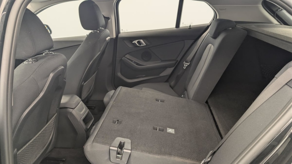 BMW Serie 1 116i 109 ch Business Design - ref: 1-383886 - Photo 12