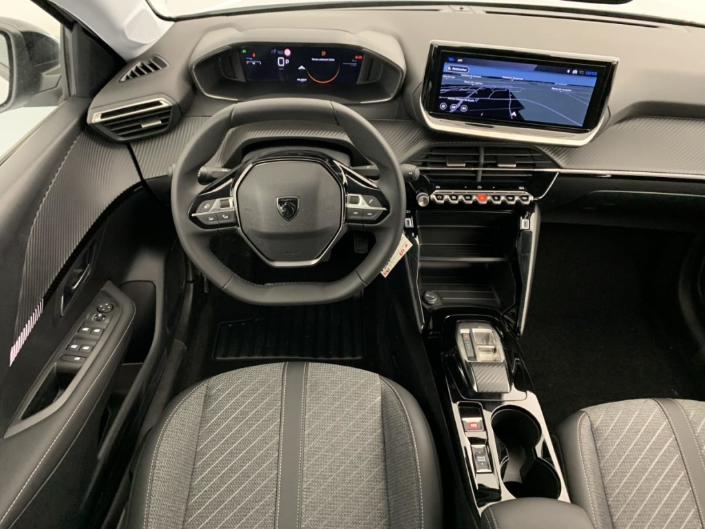 PEUGEOT 208 Hybrid 110 ch e-DCS6 Allure - ref: 1-383992 - Photo 13