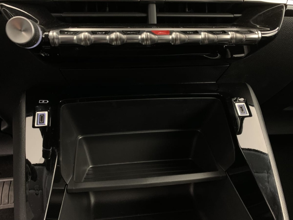 PEUGEOT 208 Hybrid 110 ch e-DCS6 Allure - ref: 1-383992 - Photo 18
