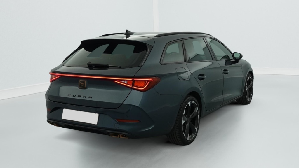 CUPRA Leon Sportstourer 1.4 e-HYBRID 204 ch DSG6 V - ref: 1-384035 - Photo 7