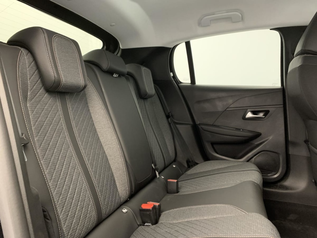 PEUGEOT 208 Hybrid 110 ch e-DCS6 Allure - ref: 1-384467 - Photo 10