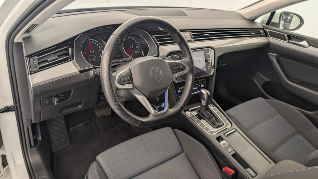 VOLKSWAGEN Passat SW 1.4 TSI Hybride Rechargeable DSG6 GTE - ref: 1-384534 - Photo 15