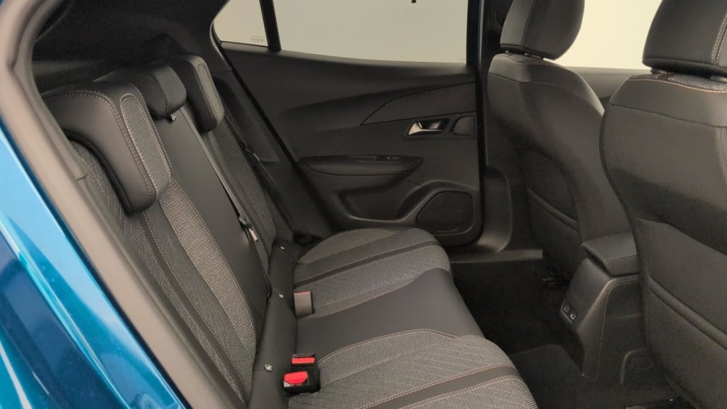 PEUGEOT 2008 100 S S BVM6 Allure - ref: 1-384561 - Photo 10