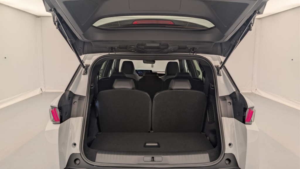 PEUGEOT 5008 HYBRID 145 CH E-DCS6 ALLURE - ref: 1-384739 - Photo 11