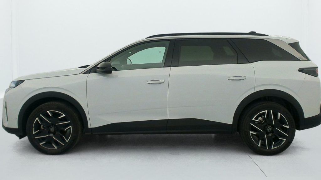 PEUGEOT 5008 HYBRID 145 CH E-DCS6 ALLURE - ref: 1-384739 - Photo 4
