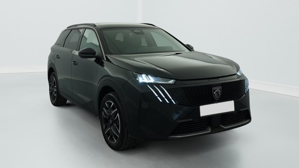 PEUGEOT 5008 HYBRID 145 CH E-DCS6 ALLURE - ref: 1-384779 - Photo 1