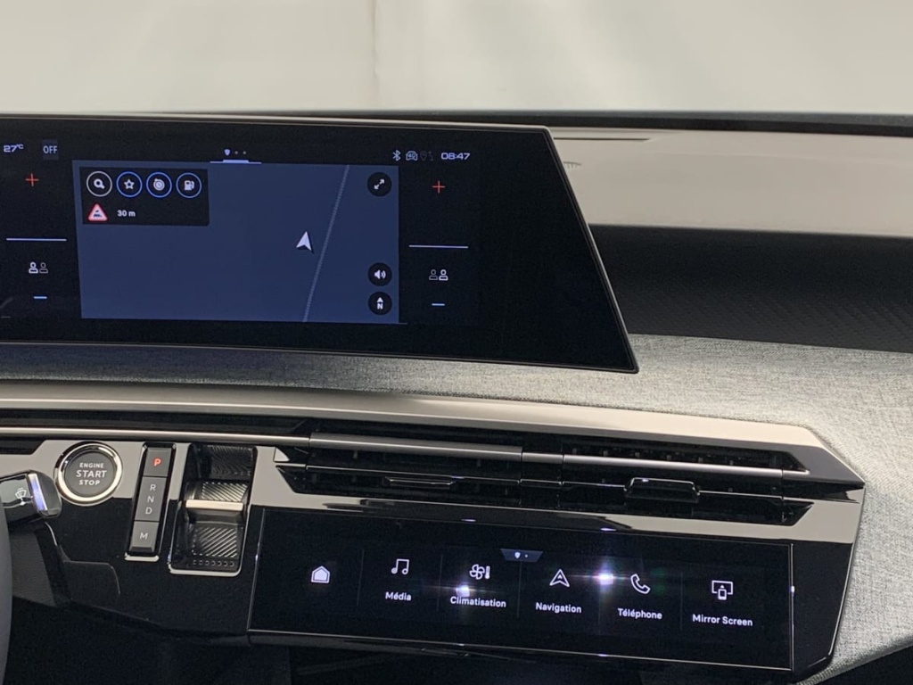 PEUGEOT 3008 Hybrid 145 e-DCS6 Allure - ref: 1-384809 - Photo 18