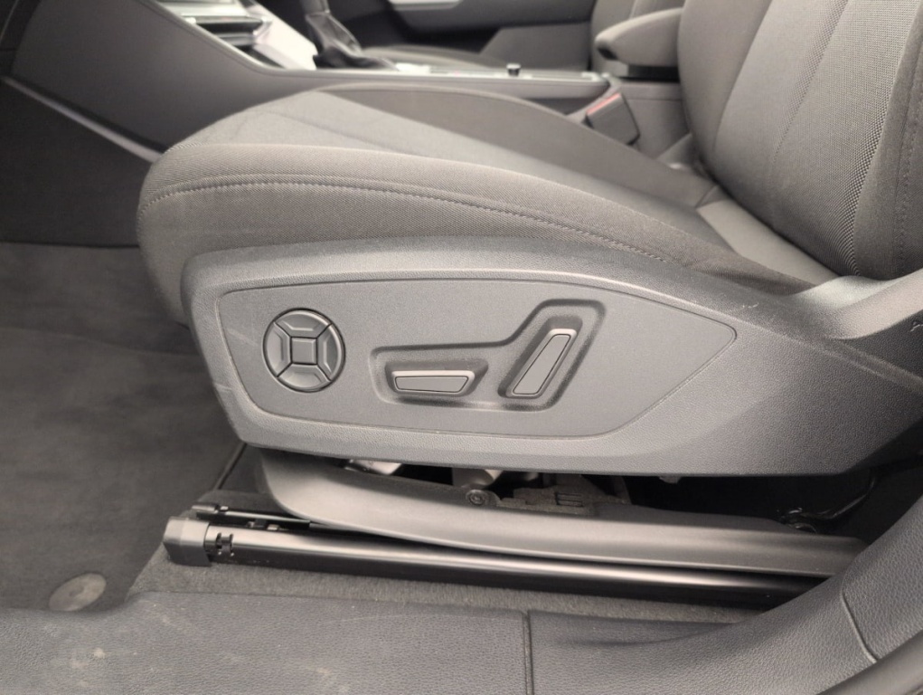 AUDI Q3 Sportback 35 TDI 150 ch S tronic 7 Design - ref: 1-385052 - Photo 20