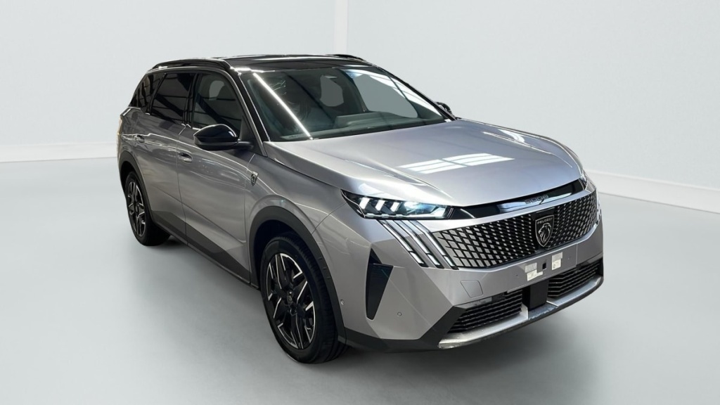 PEUGEOT 5008 HYBRID 145CH E-DCS6 GT - ref: 1-385193 - Photo 1