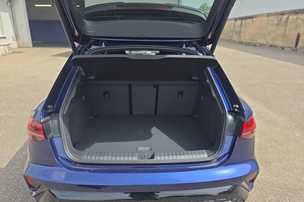 AUDI A3 Sportback 45 TFSI e Hybride rechargeable 272 S tronic 6 S line - ref: 1-386535 - Photo 11