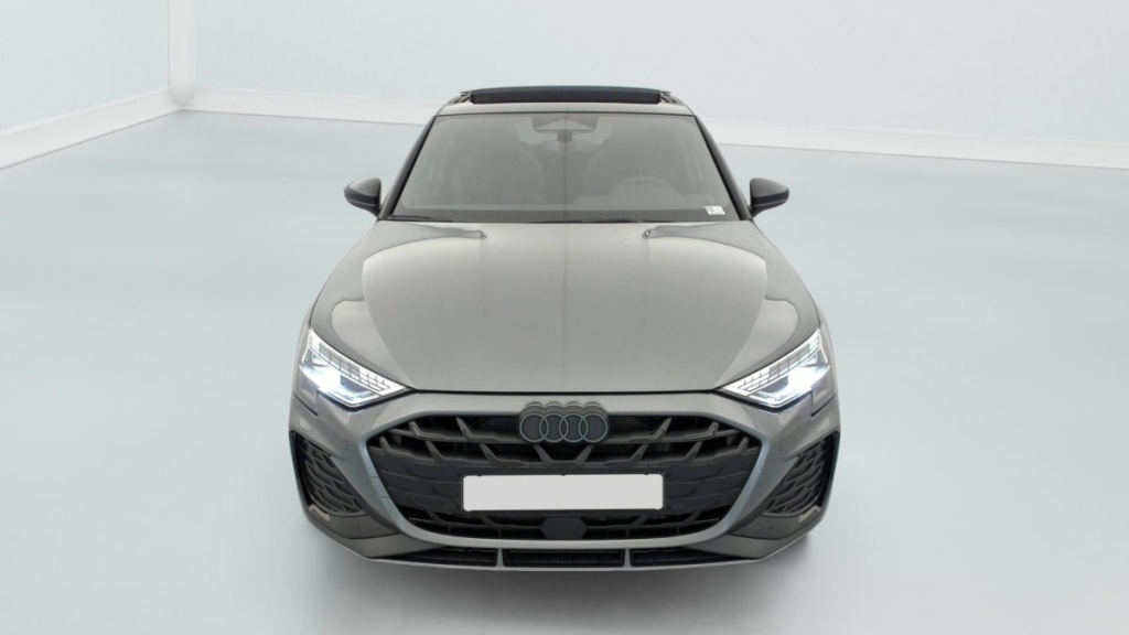 AUDI A3 Sportback 45 TFSI e Hybride rechargeable 272 S tronic 6 S line - ref: 1-386548 - Photo 2