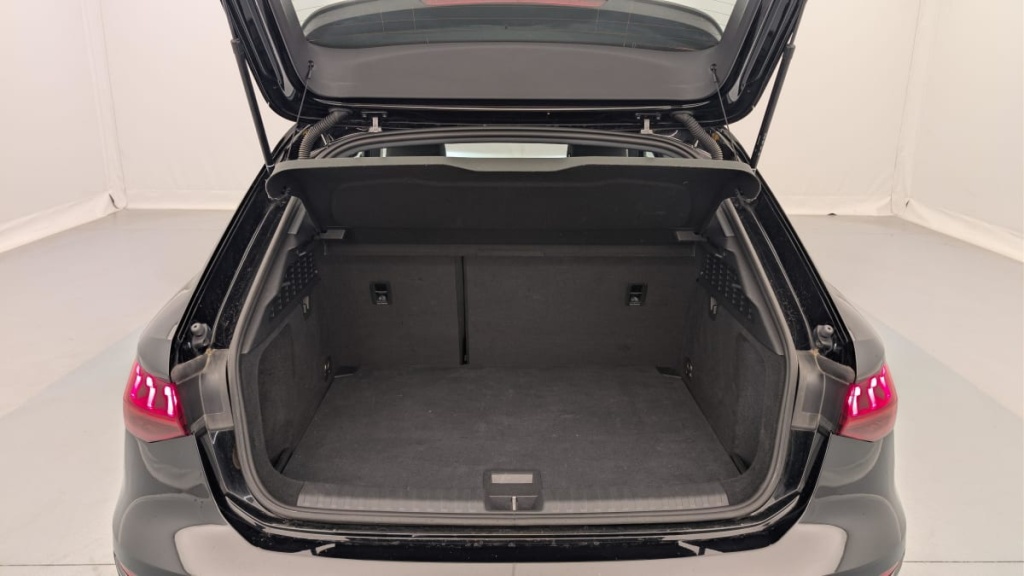 AUDI A3 Sportback 40 TFSIE 204 S TRONIC 6 BUSINESS LINE - ref: 1-386607 - Photo 11
