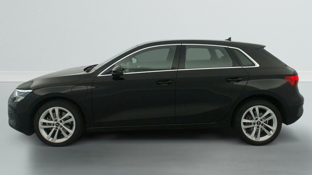 AUDI A3 Sportback 40 TFSIE 204 S TRONIC 6 BUSINESS LINE - ref: 1-386607 - Photo 4