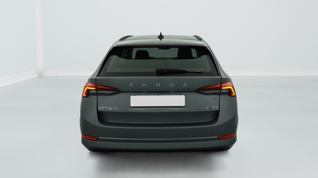SKODA Octavia Combi 1.0 TSI mHEV e-TEC 110 ch DSG7 Ambition - ref: 1-386609 - Photo 6