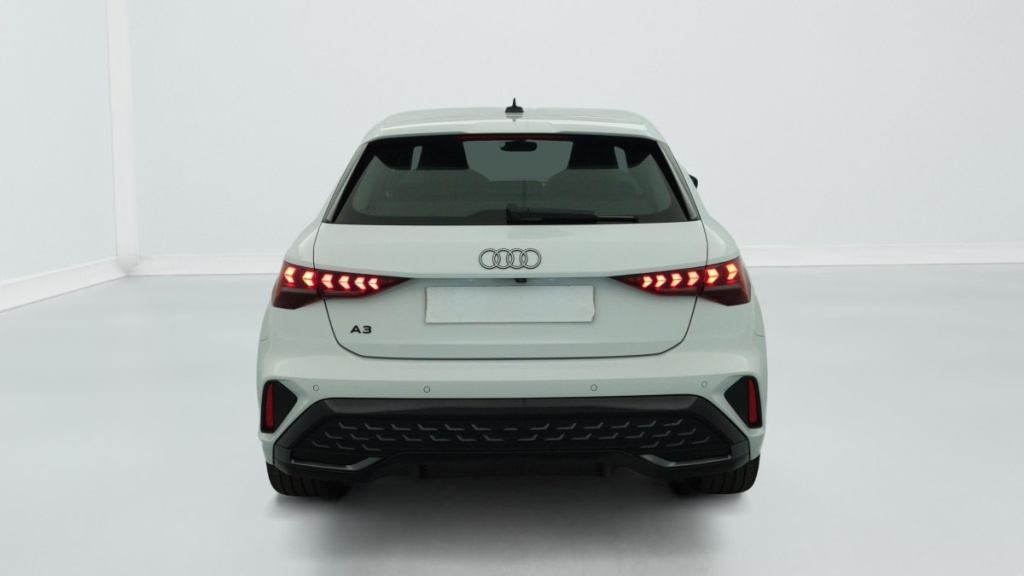 AUDI A3 Sportback TFSI e Hybride rechargeable 204 S tronic 6 S line - ref: 1-388270 - Photo 6