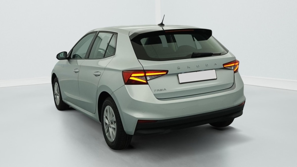SKODA Fabia 1.0 TSI 95 CH BVM5 AMBITION - ref: 1-388295 - Photo 5
