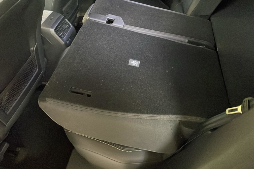 PEUGEOT 3008 Hybrid 145 e-DCS6 GT - ref: 1-388306 - Photo 13
