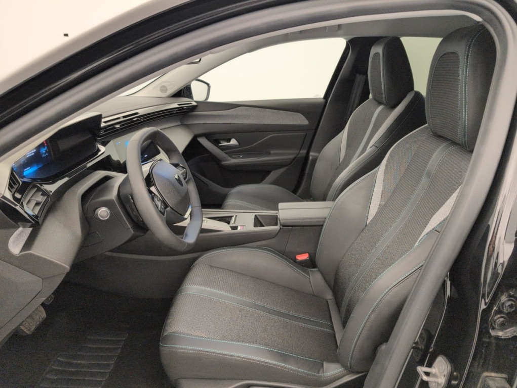 PEUGEOT 308 Hybrid 145 e-DCS6 Allure - ref: 1-388488 - Photo 16